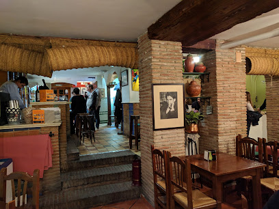 Bar-Quesería Rossini - Calle del Campo del Príncipe, 15, 18009 Granada, Spain