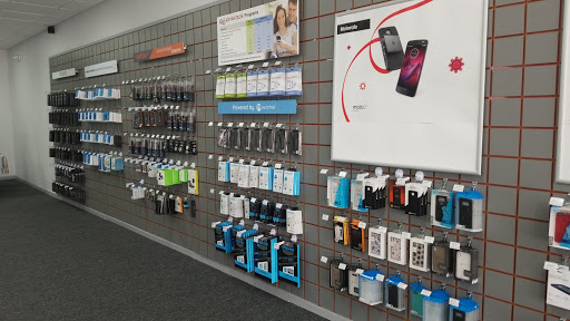 Cell Phone Store «GoWireless Verizon Authorized Retailer», reviews and photos, 23801 US-27, Lake Wales, FL 33859, USA