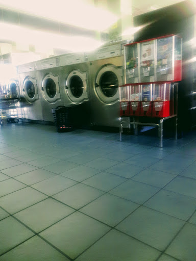 Laundromat «Pacific Coin-Op Laundry», reviews and photos, 2200 Pacific Ave, Long Beach, CA 90806, USA