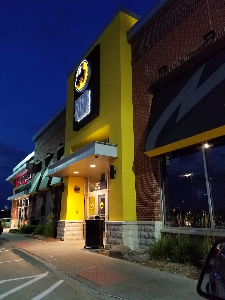 Buffalo Wild Wings 68046