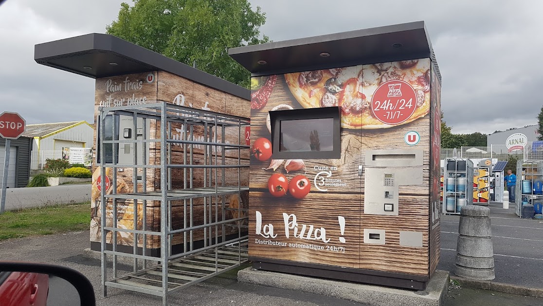 Distributeur pizzas (cuisson sur place) à Le Faou (Finistère 29)