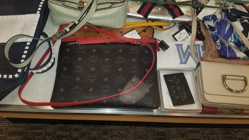 Department Store «Nordstrom Rack West Farm Shopping Center», reviews and photos, 1600 SE Rd, Farmington, CT 06032, USA