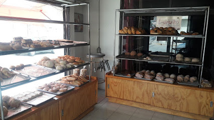 Panadería y pastelería Luisito