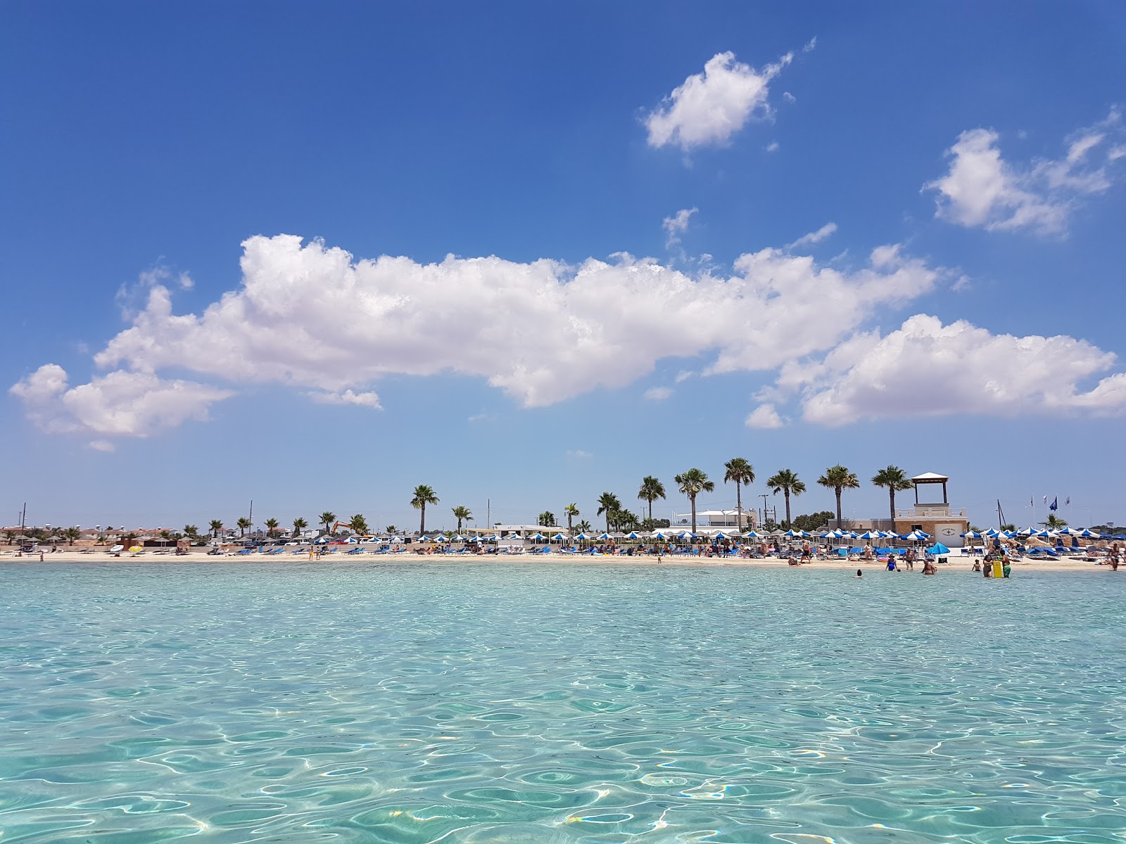Foto de Ayia Thekla Beach com muito limpo nível de limpeza