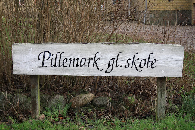 Kommentarer og anmeldelser af Pillemark gammel Skole