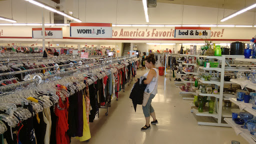 Thrift Store «Savers», reviews and photos, 60 Dempsey Rd, Milpitas, CA 95035, USA