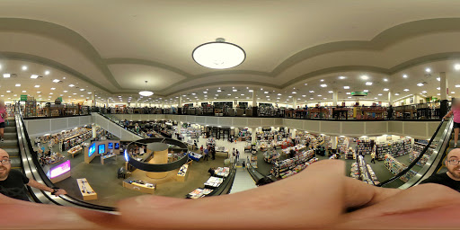 Book Store «Barnes & Noble», reviews and photos, 1430 Plaza Pl, Southlake, TX 76092, USA