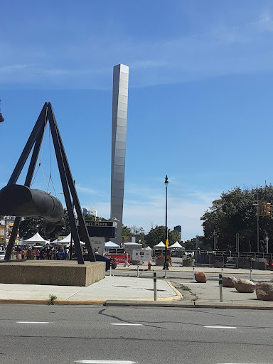 Monument to Joe Louis The Fist image 3