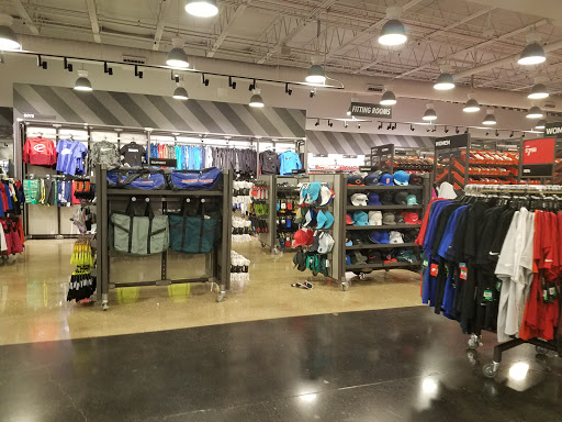 Sporting Goods Store «Nike Factory Store», reviews and photos, 6170 Grand Ave #569, Gurnee, IL 60031, USA