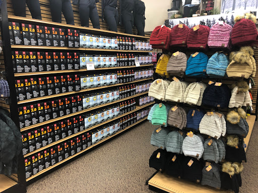 Sporting Goods Store «SCHEELS», reviews and photos, 505 Center Ave, Moorhead, MN 56560, USA