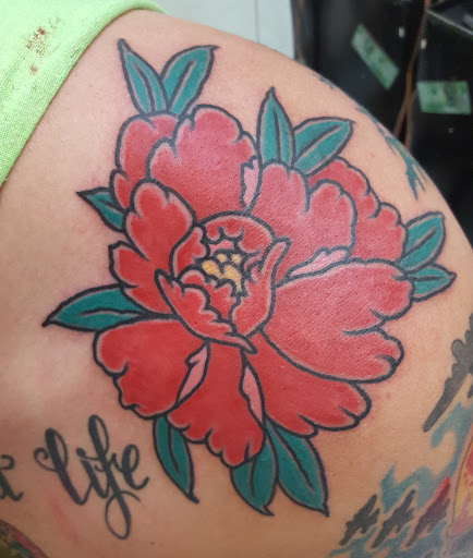 Explore tattoo ideas for happiness, creative tattoo ideas in Honolulu, available at 434 TATTOO WAIKIKI