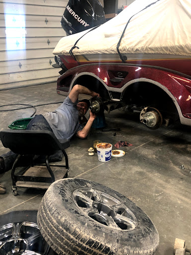 Auto Repair Shop «Complete Car & RV Repair», reviews and photos, 3309 New Town Blvd, St Charles, MO 63301, USA