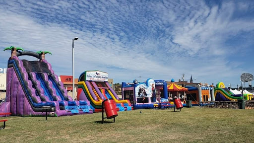 Bouncy castle hire Laredo