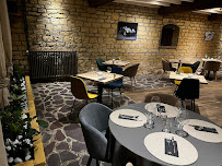 Atmosphère du Restaurant français Le Pichet à Les Ayvelles - n°4