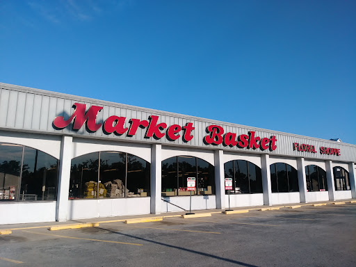Grocery Store «Market Basket», reviews and photos, 3709 N 16th St, Orange, TX 77632, USA