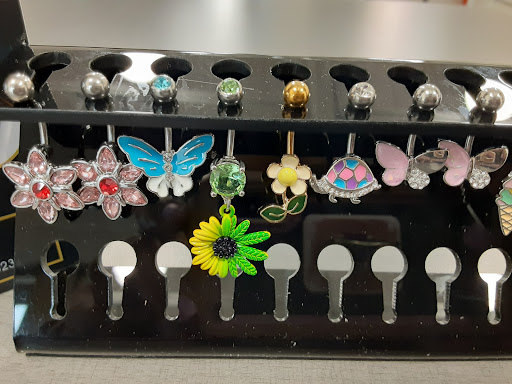 Explore mom and son tattoo ideas, creative tattoo ideas in Oak Park, available at Mainstreet Piercings Tattoos Brows