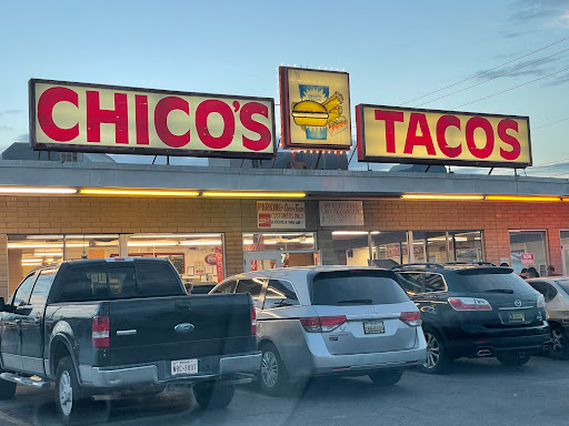 Chicos Tacos image 1