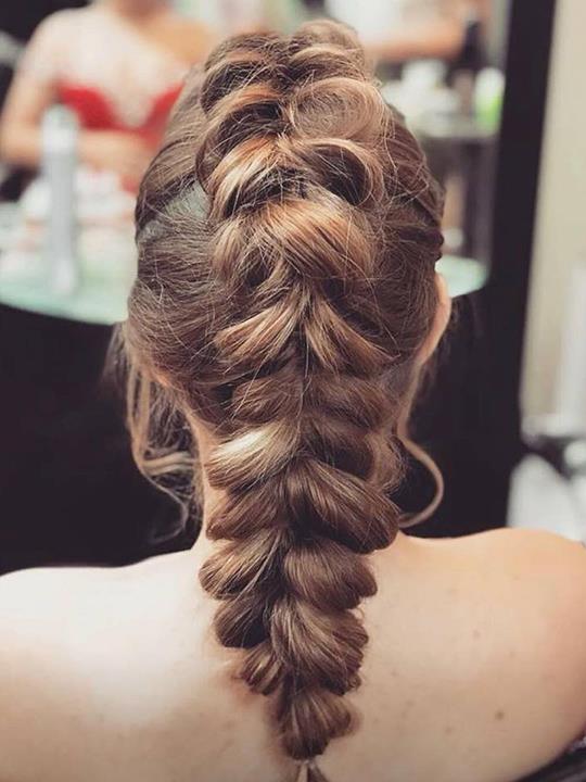 Divas Salon & Spa 60404