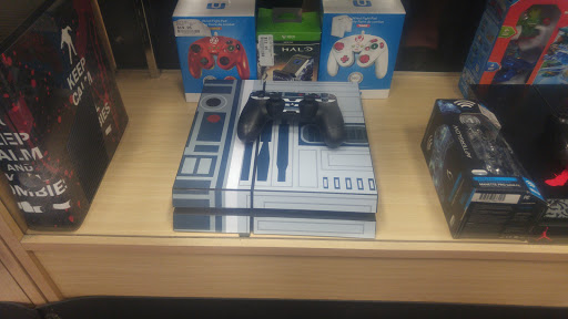 Video Game Store «Media Reload», reviews and photos, 4231 E Court St, Burton, MI 48509, USA