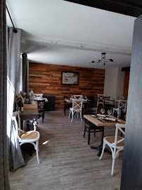 Atmosphère du Restaurant français L'Auberge du Bac à La Croix-Saint-Ouen - n°14