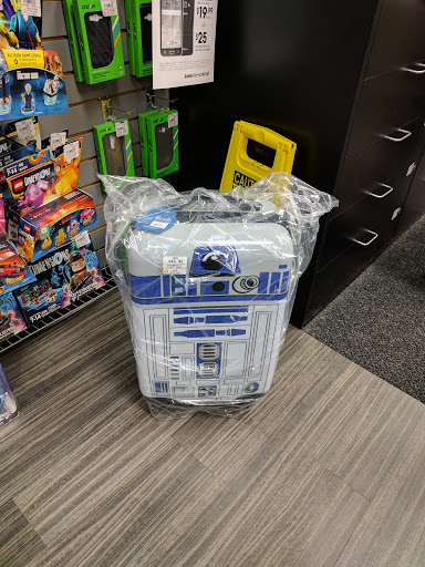 Video Game Store «GameStop», reviews and photos, 8256 Commonwealth Dr, Eden Prairie, MN 55344, USA