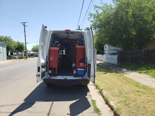 Auto Body Shop «Geweke Collision Center & Tow», reviews and photos, 1404 F St, Marysville, CA 95901, USA