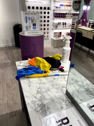 Clothing Store «Eddie Bauer», reviews and photos, 865 Watters Creek Blvd, Allen, TX 75013, USA