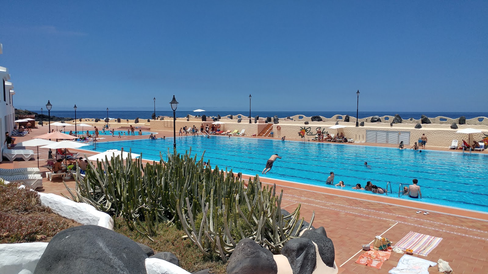 Foto von Playa del Puertito befindet sich in natürlicher umgebung