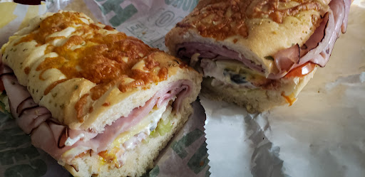 Restaurant «Subway», reviews and photos, 6321 Lake Isabella Blvd, Lake Isabella, CA 93240, USA