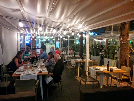 Punto de Sal - Gastro&Beach en Benidorm