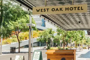 West Oak Hotel image