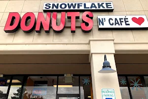 Robin’s Snowflake Donuts & Cafe image