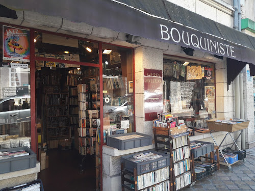 Bouquiniste - Blois à Blois