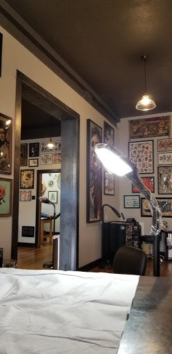 Tattoo Shop «Hopeless Ink Tattoo & Piercing», reviews and photos, 2308 Main St, Vancouver, WA 98660, USA