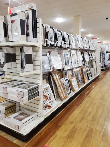 Department Store «HomeGoods», reviews and photos, 17641 Dale Mabry Hwy, Lutz, FL 33548, USA