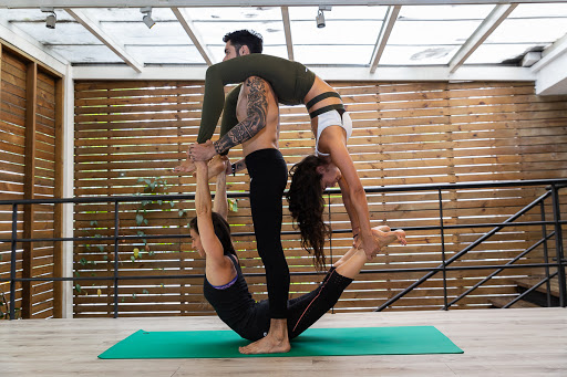 Aero yoga centers in Medellin