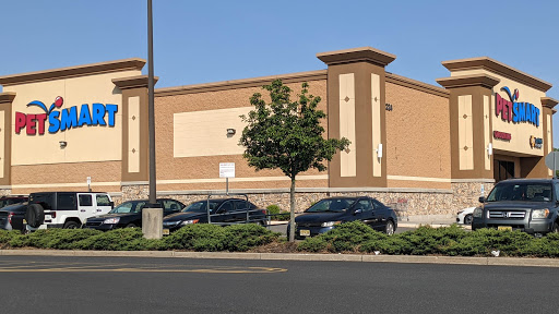 PetSmart, 2224 NJ-27, Edison, NJ 08817, USA, 