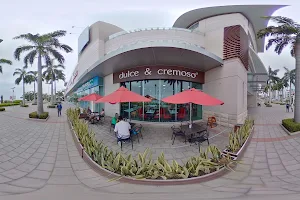 Dulce Y Cremoso Mall pacífico image