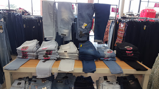 Discount Store «Factory 2-U (Fallas Discount Stores)», reviews and photos, 3600 Gus Thomasson Rd #175, Mesquite, TX 75150, USA