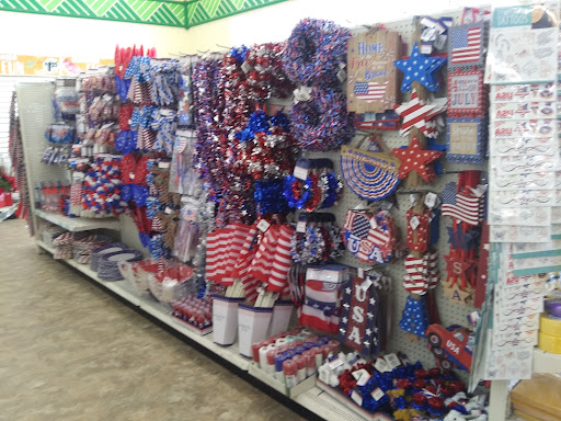 Dollar Store «Dollar Tree», reviews and photos, 5770 S Transit Rd, Lockport, NY 14094, USA