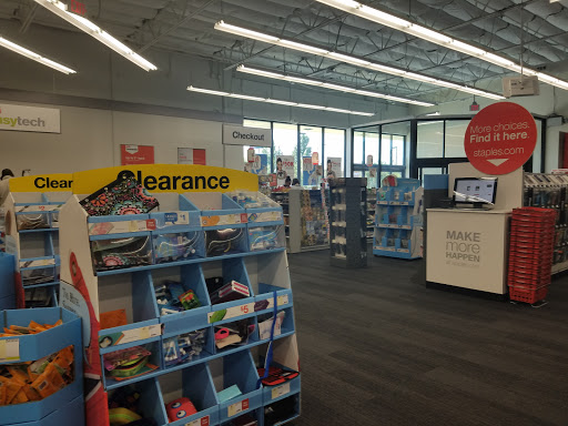 Office Supply Store «Staples», reviews and photos, 1250 Oliver Rd, Fairfield, CA 94534, USA