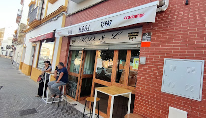 M D & L Bar de Tapas en Utrera - C. Molares, 37, 41710 Utrera, Sevilla, Spain