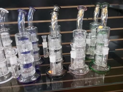 Tobacco Shop «Waves Smoke & Vapes», reviews and photos, 6740 E University Dr #103, Mesa, AZ 85205, USA