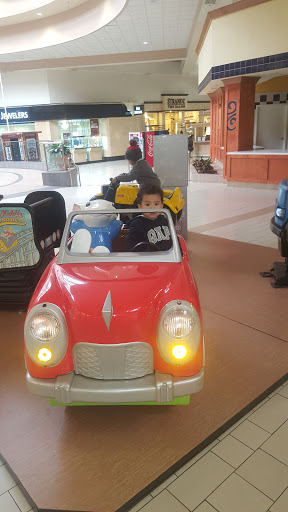 Shopping Mall «Somersville Towne Center», reviews and photos, 2550 Somersville Rd, Antioch, CA 94509, USA