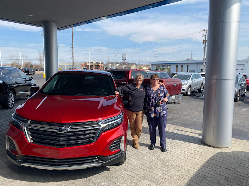 Buick Dealer «Dellen Chevrolet Buick GMC», reviews and photos, 2527 W Main St, Greenfield, IN 46140, USA