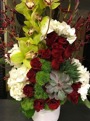 Florist «Flowers By Pouparina», reviews and photos, 1868 W Flagler St, Miami, FL 33135, USA