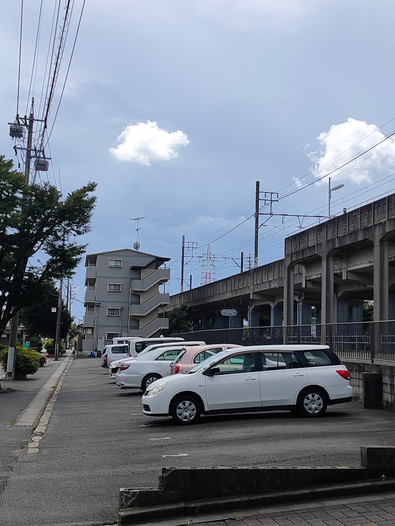 Higashiyashiki-55 Shinchi Parking