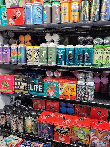 Liquor Store «Fort Point Market», reviews and photos, 369 Congress St, Boston, MA 02210, USA