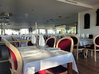 Atmosphère du Restaurant indien Le Kashmir Flots Bleus à Saint-Laurent-du-Var - n°1