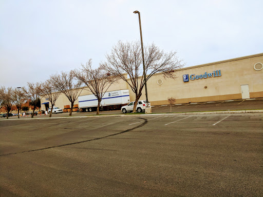 Non-Profit Organization «Goodwill», reviews and photos, 3702 W Shaw Ave, Fresno, CA 93711, USA